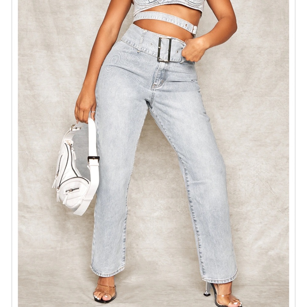PrettyLittleThing Two Piece Denim Set - Picture 2 of 4